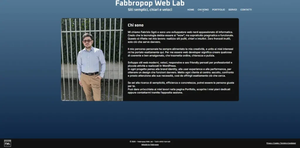 Pagina Chi sono del sito Fabbropop Web Lab con foto di Fabrizio Sgrò e descrizione del suo approccio al web design