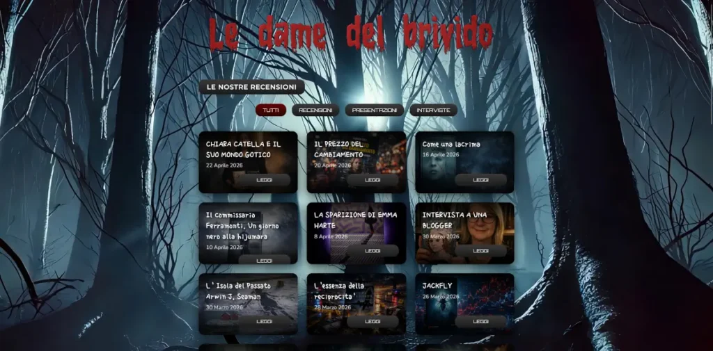 Pagina recensioni di Le dame del brivido con elenco di articoli e filtri di navigazione su sfondo bosco.